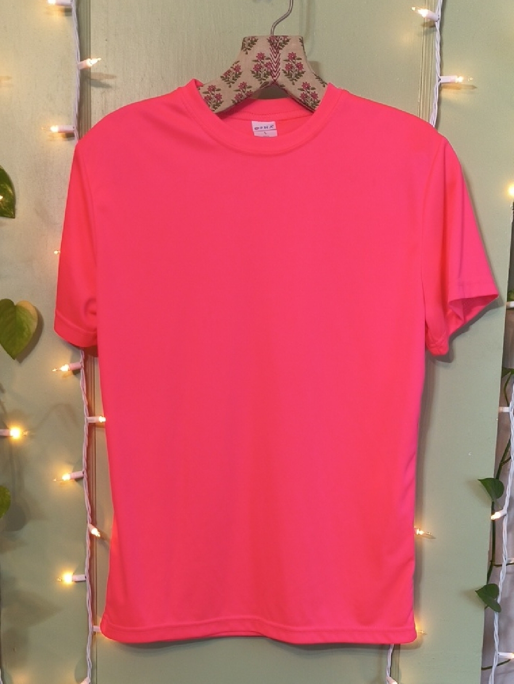 Women's 🆓 Opna Hot Pink Neon Polyester T-shirt 👕 Youth L